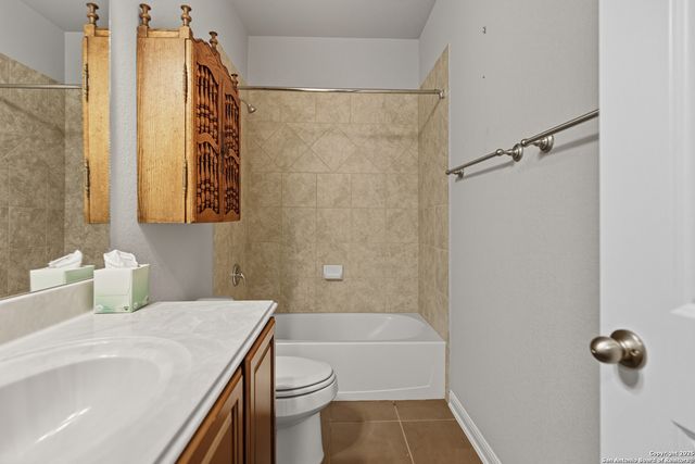 327 Rachel St, San Marcos, TX 78666