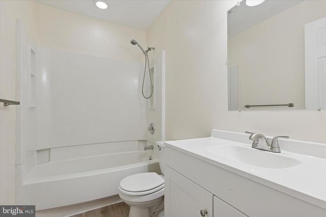 510 BERKSHIRE DR, Souderton, PA 18964