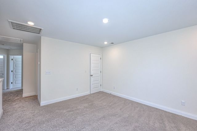 1032 Bluestem Rd, Columbia, TN 38401