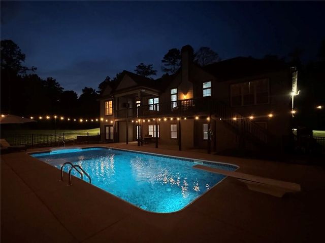 96 Grassy Springs Court, Oxford, GA 30054