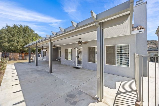 1251 Stepstone Court, Hemet, CA 92545