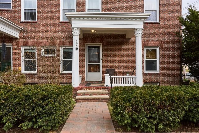396 E Merrimack St 406, Lowell, MA 01852