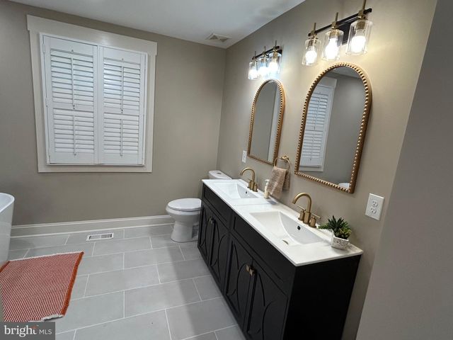 110 KUETHE DR, Annapolis, MD 21403