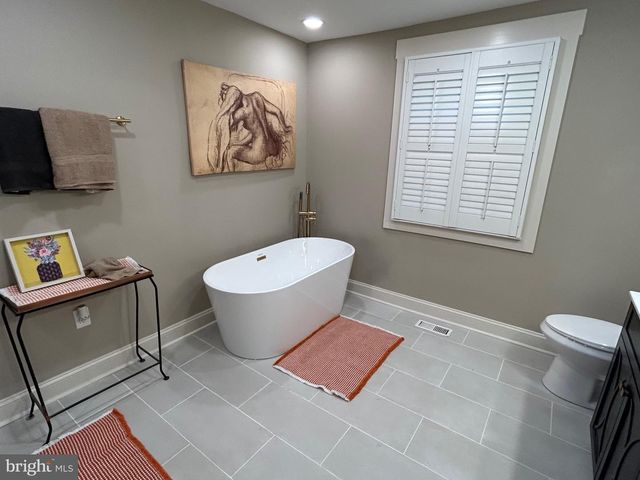 110 KUETHE DR, Annapolis, MD 21403