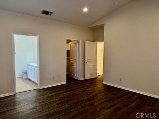 18930 Sherman Way 17, Reseda (los Angeles), CA 91335