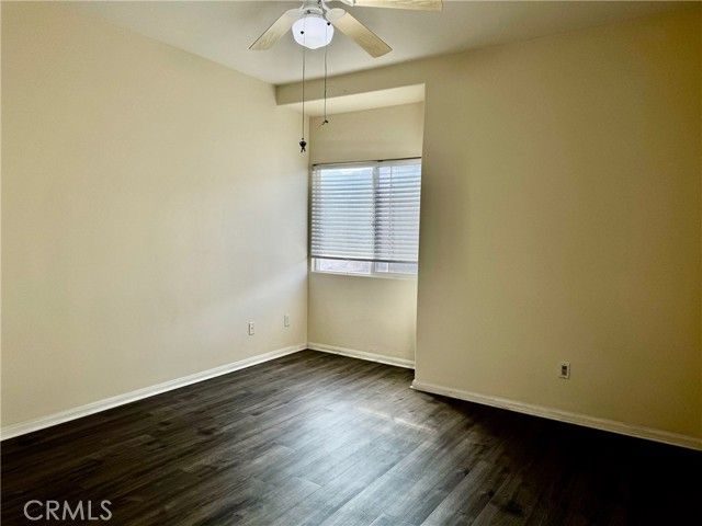 18930 Sherman Way 17, Reseda (los Angeles), CA 91335