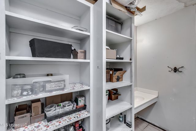 153 Peach Street, Flora, MS 39071