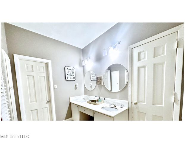 153 Peach Street, Flora, MS 39071