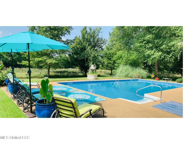 153 Peach Street, Flora, MS 39071