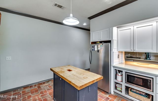 153 Peach Street, Flora, MS 39071
