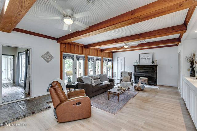 153 Peach Street, Flora, MS 39071