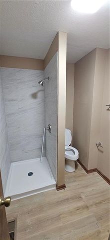 11838 Oakmont St Street, Overland Park, KS 66210