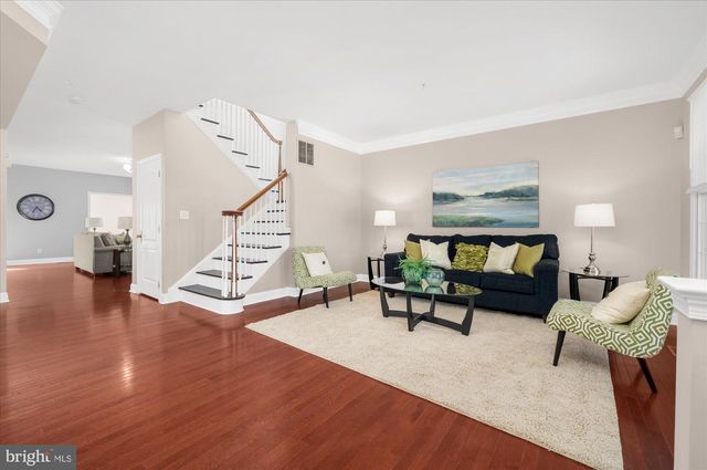 410 DORNISHWOOD PL, Chalfont, PA 18914