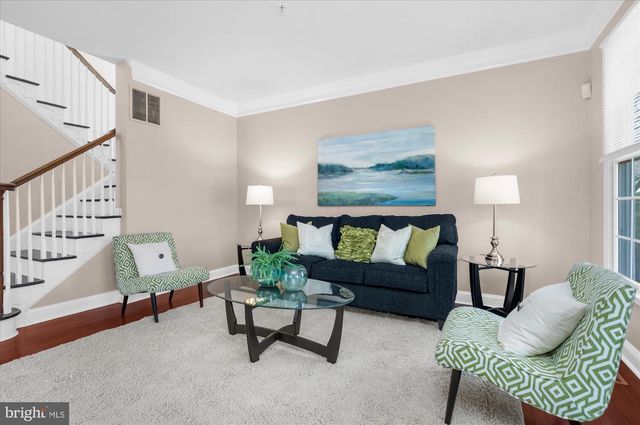 410 DORNISHWOOD PL, Chalfont, PA 18914