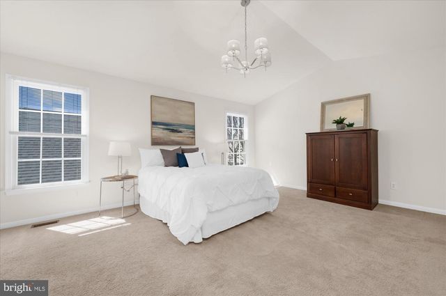 410 DORNISHWOOD PL, Chalfont, PA 18914