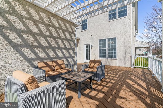 410 DORNISHWOOD PL, Chalfont, PA 18914