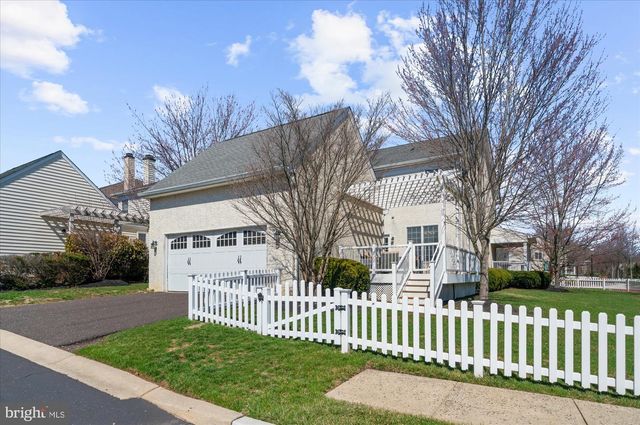 410 DORNISHWOOD PL, Chalfont, PA 18914