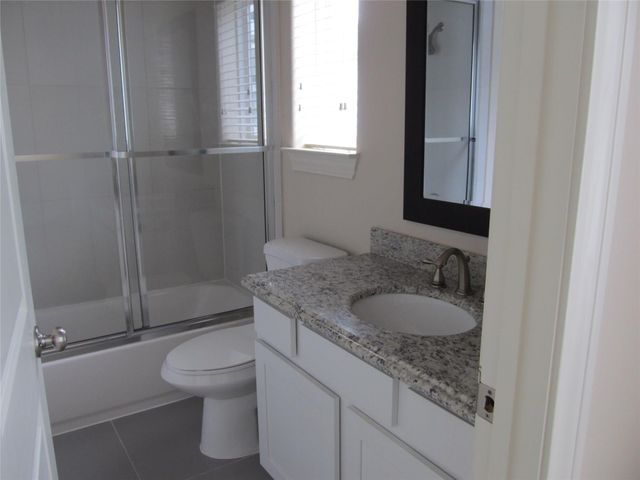 2711 Cohn Garden, Houston, TX 77007
