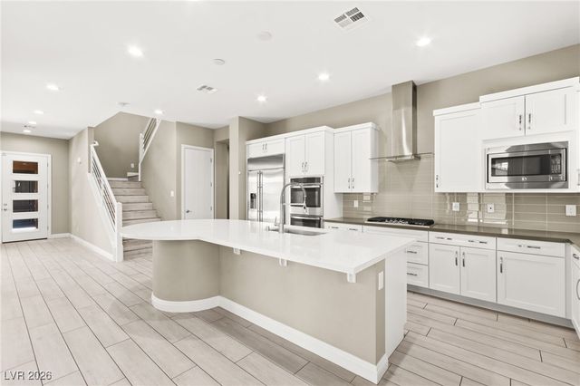 10314 Apache Blue Avenue, Las Vegas, NV 89135