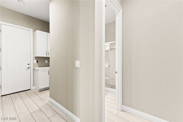 10314 Apache Blue Avenue, Las Vegas, NV 89135