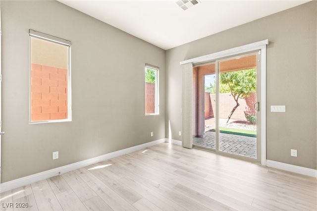 10314 Apache Blue Avenue, Las Vegas, NV 89135