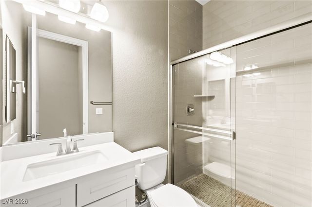 10314 Apache Blue Avenue, Las Vegas, NV 89135