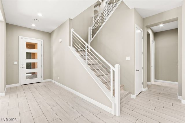 10314 Apache Blue Avenue, Las Vegas, NV 89135