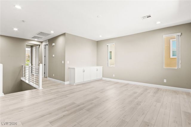 10314 Apache Blue Avenue, Las Vegas, NV 89135