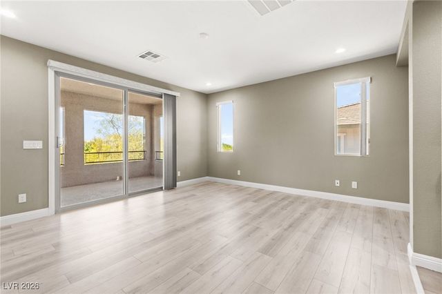 10314 Apache Blue Avenue, Las Vegas, NV 89135