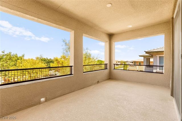 10314 Apache Blue Avenue, Las Vegas, NV 89135