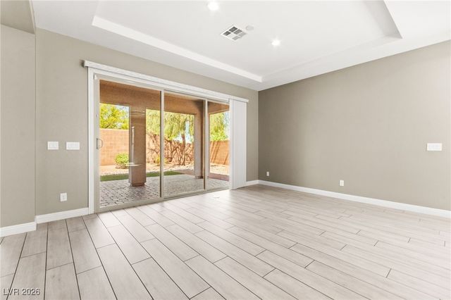 10314 Apache Blue Avenue, Las Vegas, NV 89135