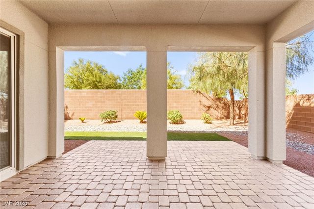 10314 Apache Blue Avenue, Las Vegas, NV 89135