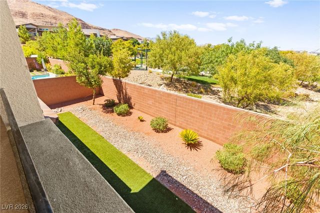 10314 Apache Blue Avenue, Las Vegas, NV 89135