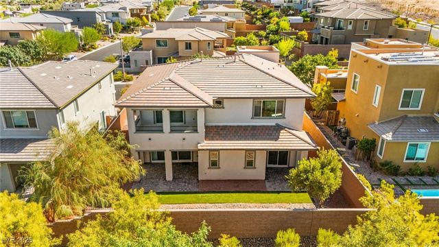 10314 Apache Blue Avenue, Las Vegas, NV 89135