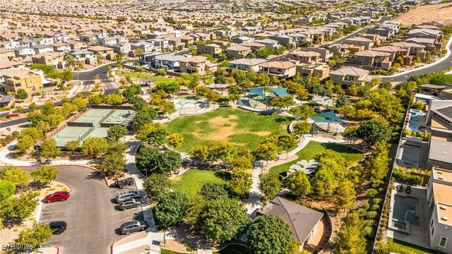 10314 Apache Blue Avenue, Las Vegas, NV 89135