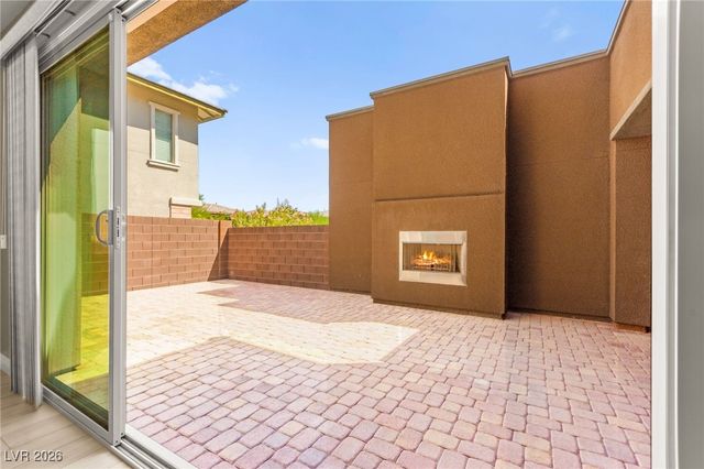 10314 Apache Blue Avenue, Las Vegas, NV 89135