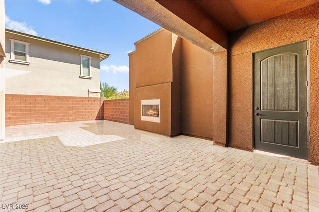 10314 Apache Blue Avenue, Las Vegas, NV 89135