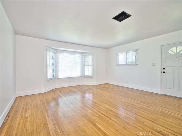 6153 Clybourn Avenue, North Hollywood, CA 91606