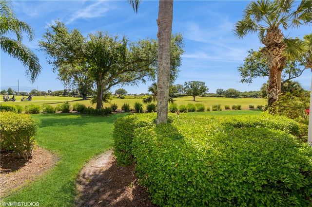 3010 Meandering WAY # 101, Fort Myers, FL 33905