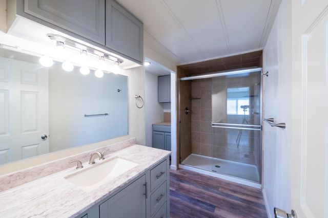 1112 Yogi Court, Redding, CA 96003