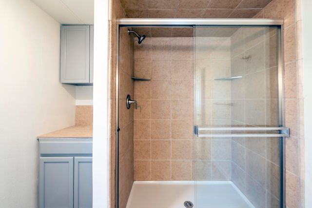 1112 Yogi Court, Redding, CA 96003