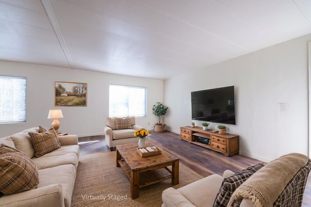 1112 Yogi Court, Redding, CA 96003