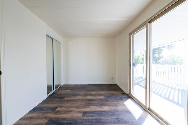 1112 Yogi Court, Redding, CA 96003