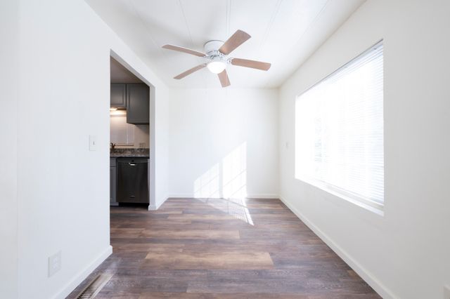 1112 Yogi Court, Redding, CA 96003