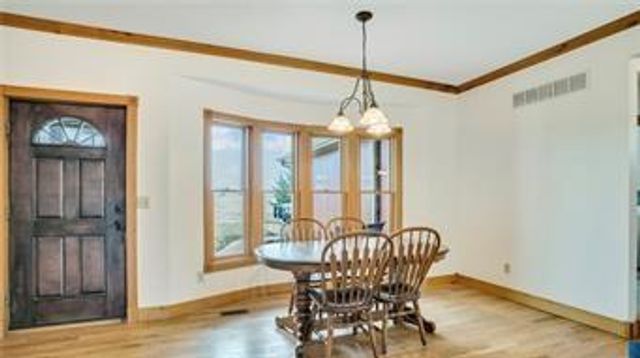 26550 Waverly Road, Paola, KS 66071