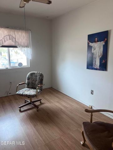 8418 WHITE Avenue, El Paso, TX 79907