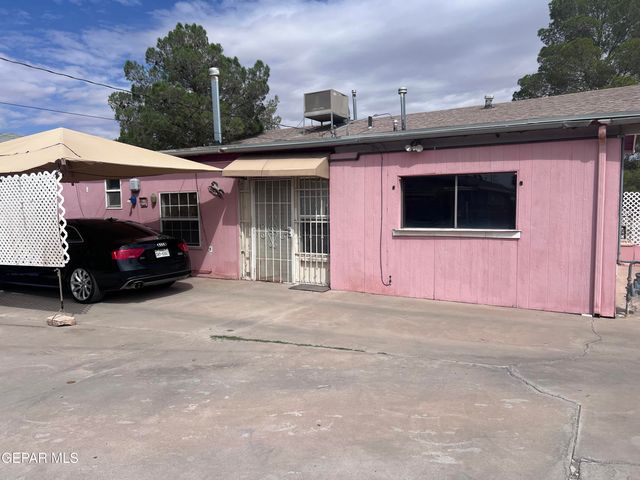 8418 WHITE Avenue, El Paso, TX 79907