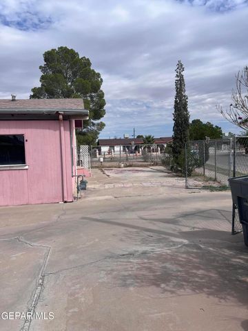 8418 WHITE Avenue, El Paso, TX 79907