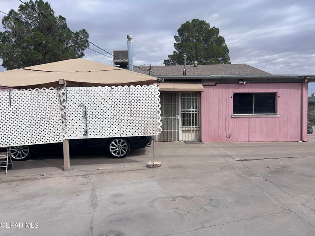 8418 WHITE Avenue, El Paso, TX 79907