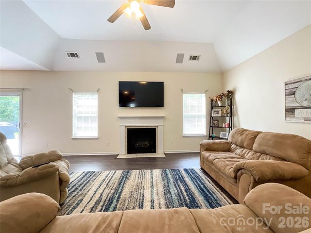 3025 Streamlet Way, Monroe, NC 28110